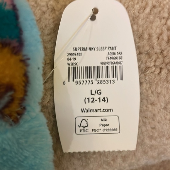 Super soft dachshund pajama bottoms. - Picture 7 of 9